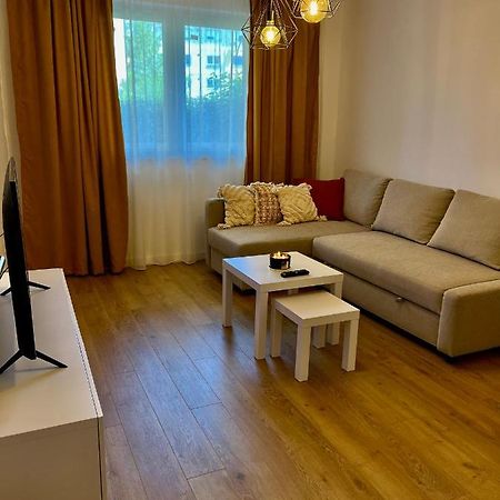 Alexander Cozy Apartment Free Private Parking Medias Bagian luar foto