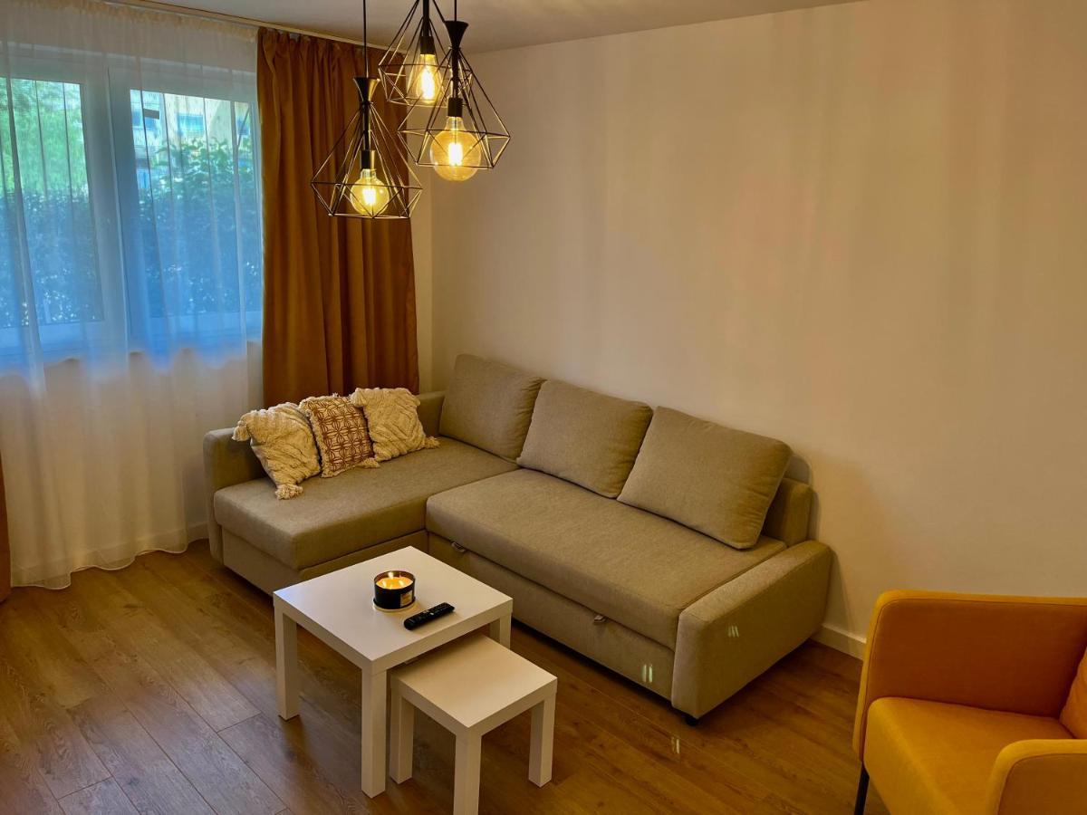 Alexander Cozy Apartment Free Private Parking Medias Bagian luar foto